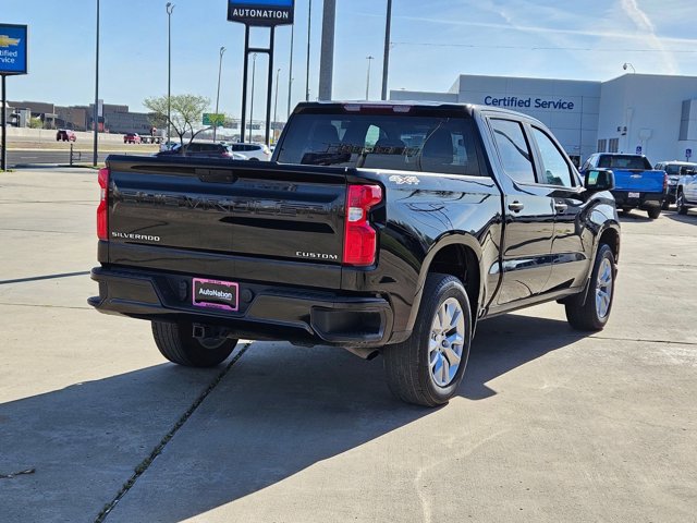 Used 2022 Chevrolet Silverado 1500 Custom image 5