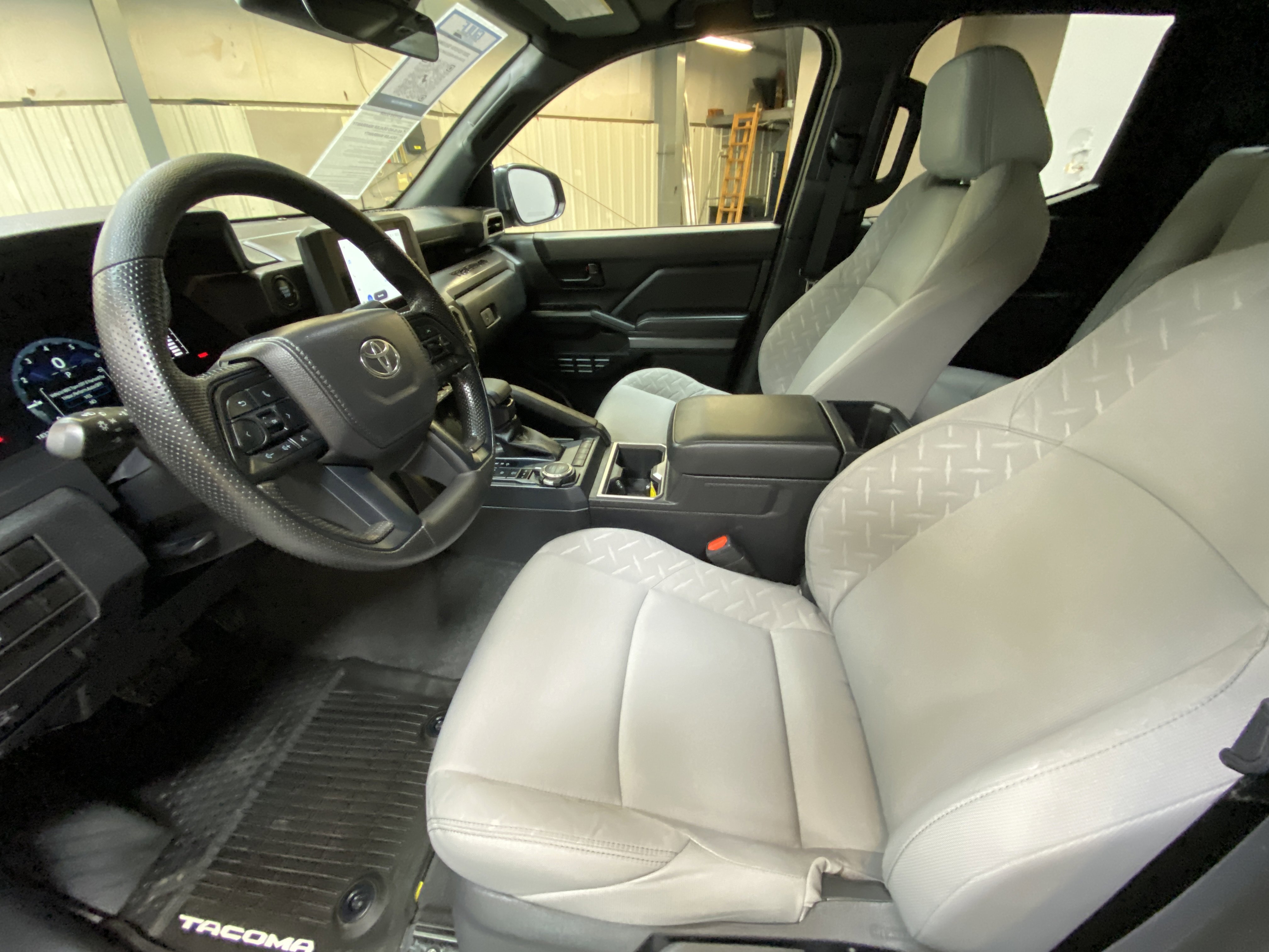 Used 2025 Toyota Tacoma SR5 image 24