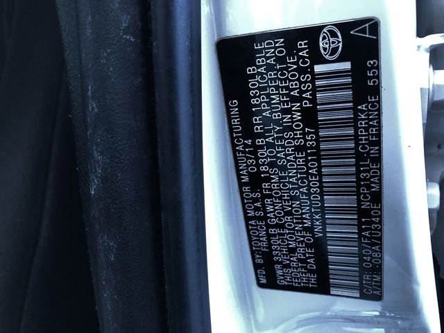 Used 2014 Toyota Yaris L image 29