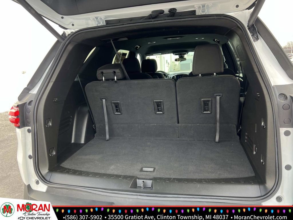 Certified 2023 Chevrolet Traverse LT image 11