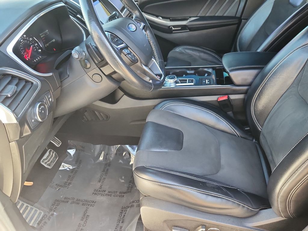 Used 2019 Ford Edge ST w/ Equipment Group 401A image 7