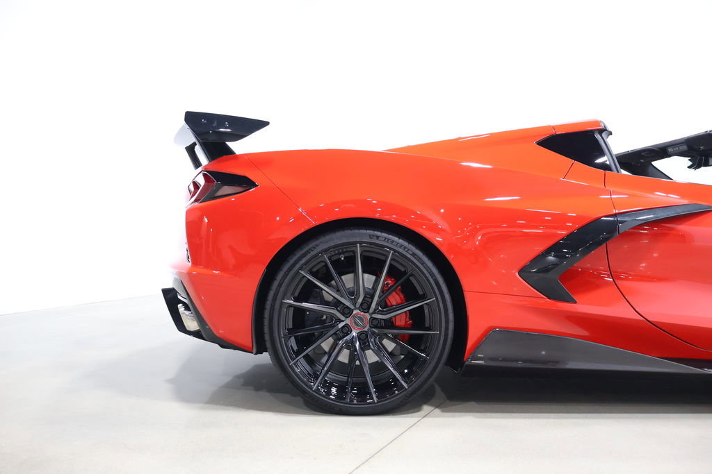 Used 2020 Chevrolet Corvette Stingray Premium Cpe w/ 3LT Preferred Equipment Group image 97