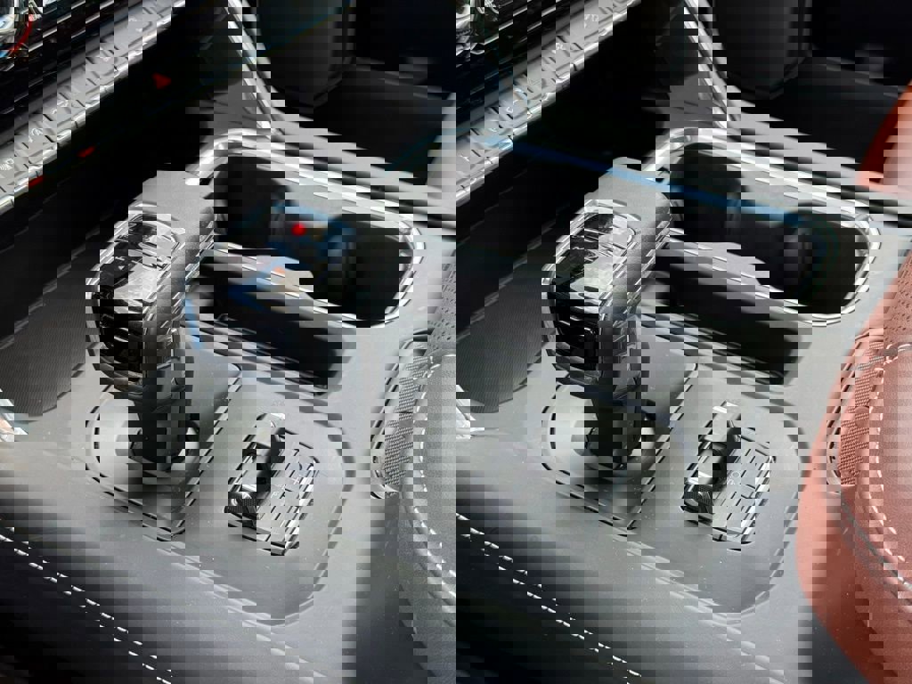 Used 2025 GMC Sierra 1500 Denali Ultimate image 38