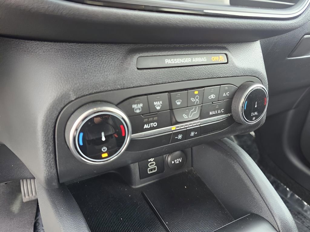 Used 2025 Ford Escape ST-Line image 20