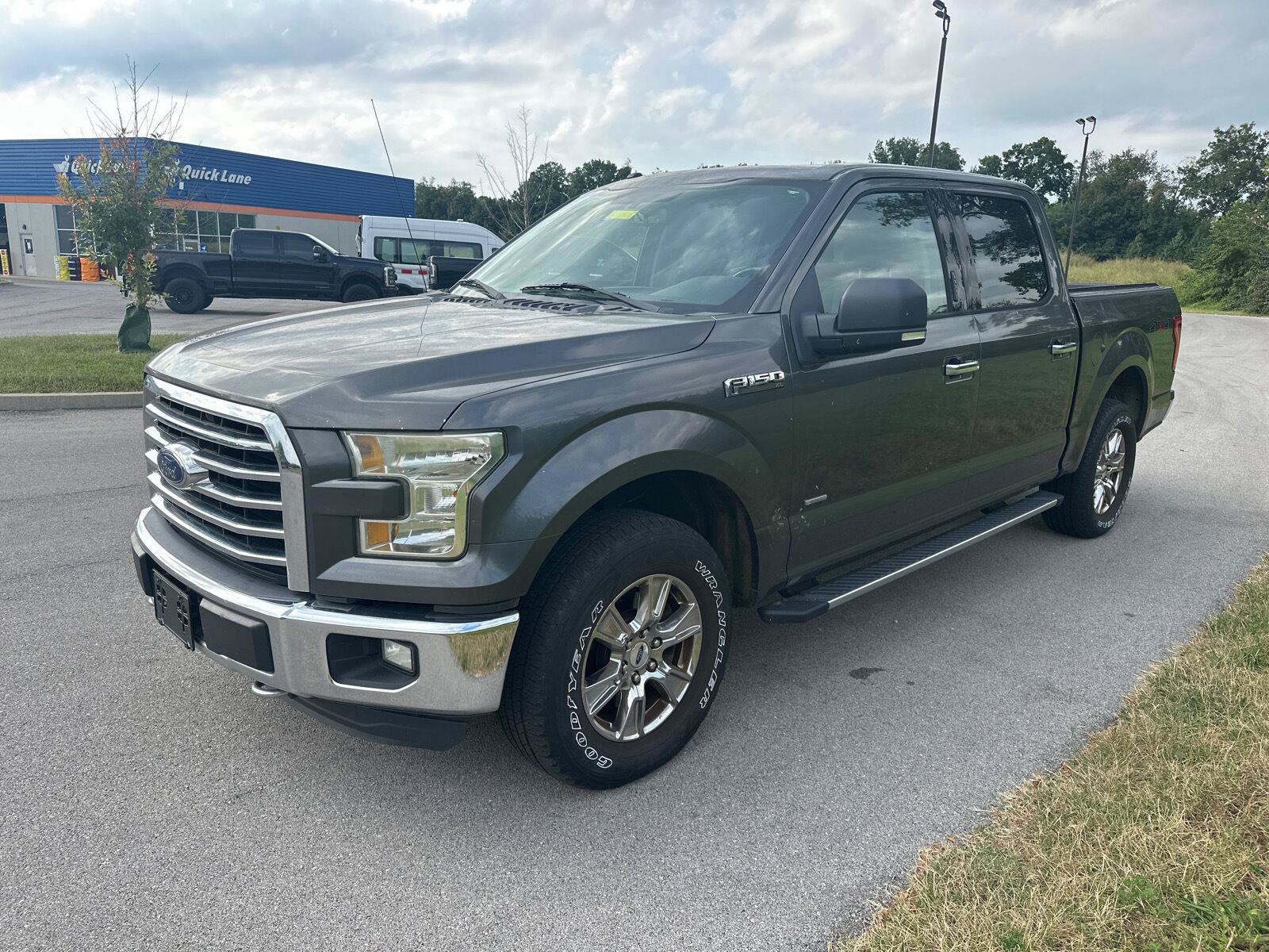Used 2016 Ford F150 XLT w/ Equipment Group 302A Luxury AWD/4WD image 5