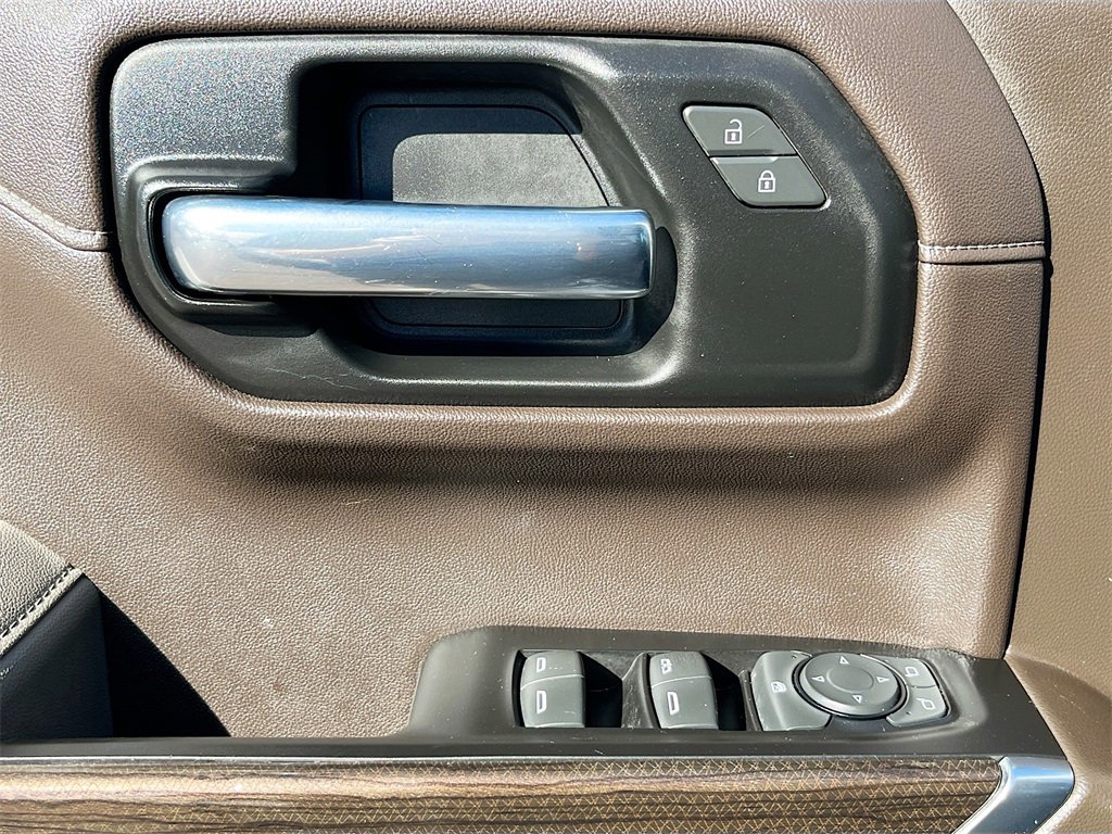 Used 2022 Chevrolet Silverado 1500 LT Trail Boss w/ Safety Package image 17