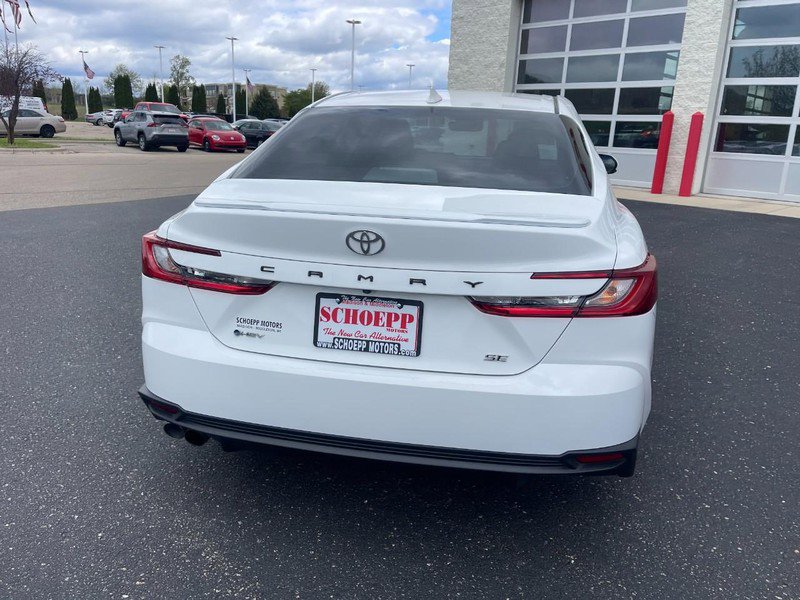 Used 2025 Toyota Camry SE w/ Multimedia Upgrade Package FWD image 4