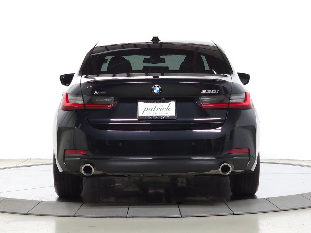 Used 2023 BMW 330i xDrive Sedan w/ Premium Package AWD/4WD image 7