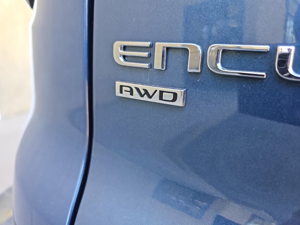 Used 2025 Buick Enclave Preferred image 11