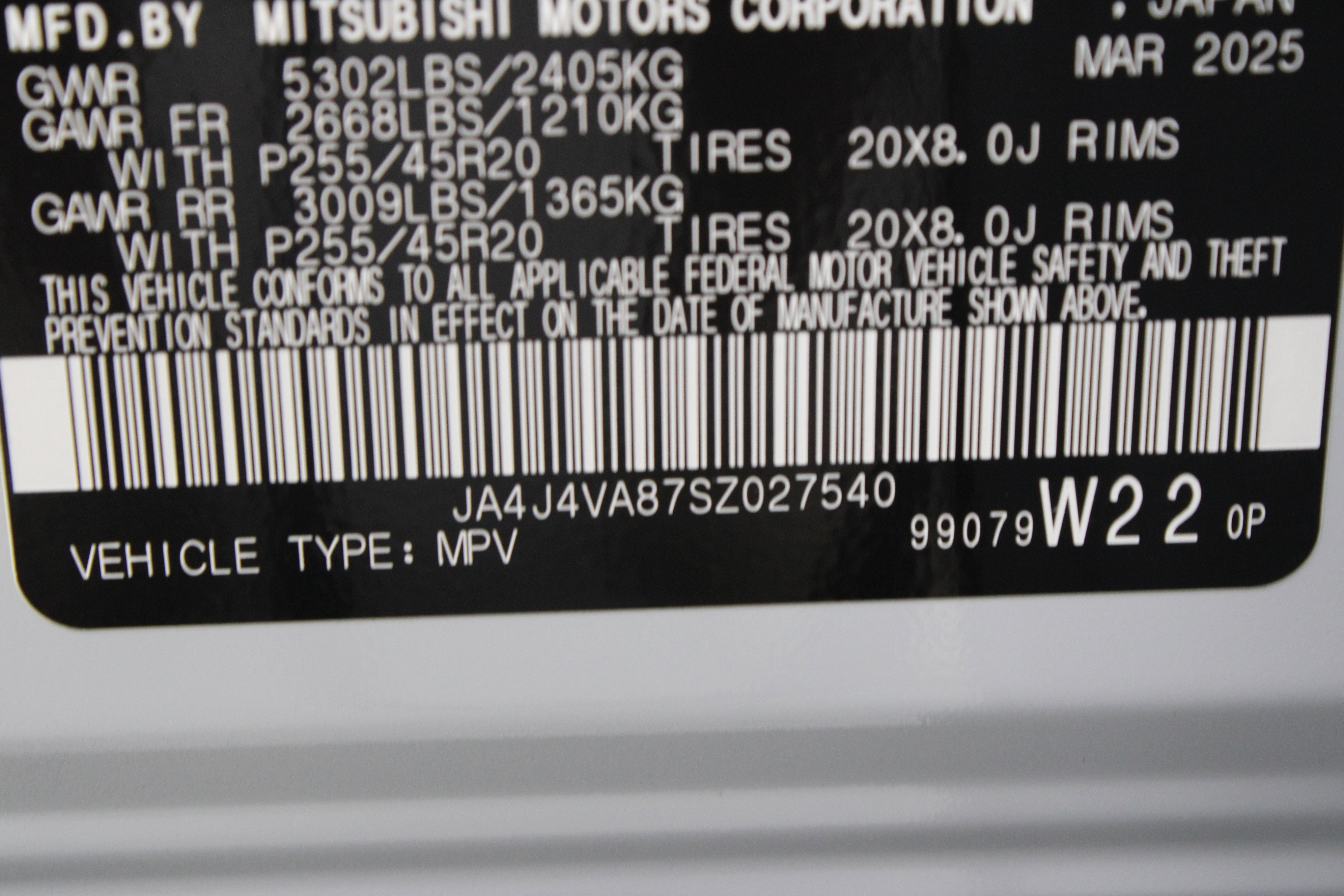 New 2025 Mitsubishi Outlander SE image 33