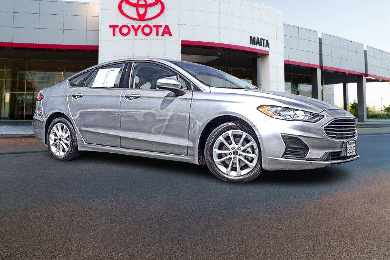 Used 2020 Ford Fusion SE FWD image 4
