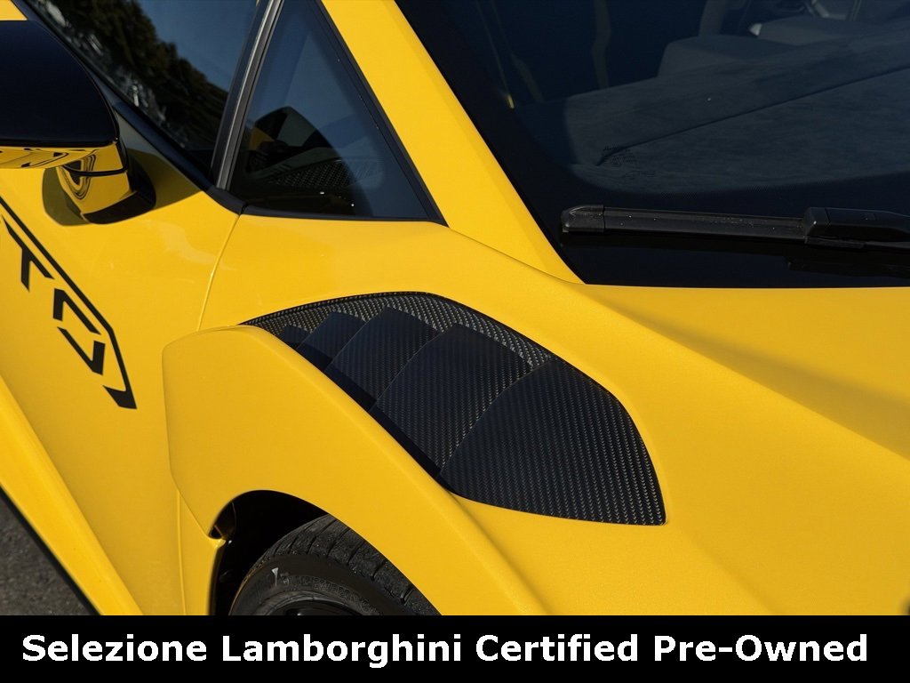 Used 2023 Lamborghini Huracan STO image 15