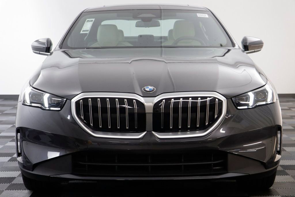 New 2026 BMW 530i xDrive w/ Premium Package AWD/4WD image 22