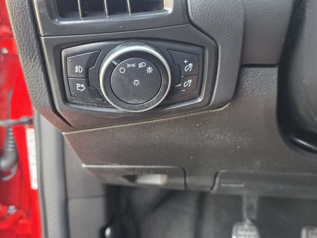 Used 2016 Ford Focus ST FWD image 21