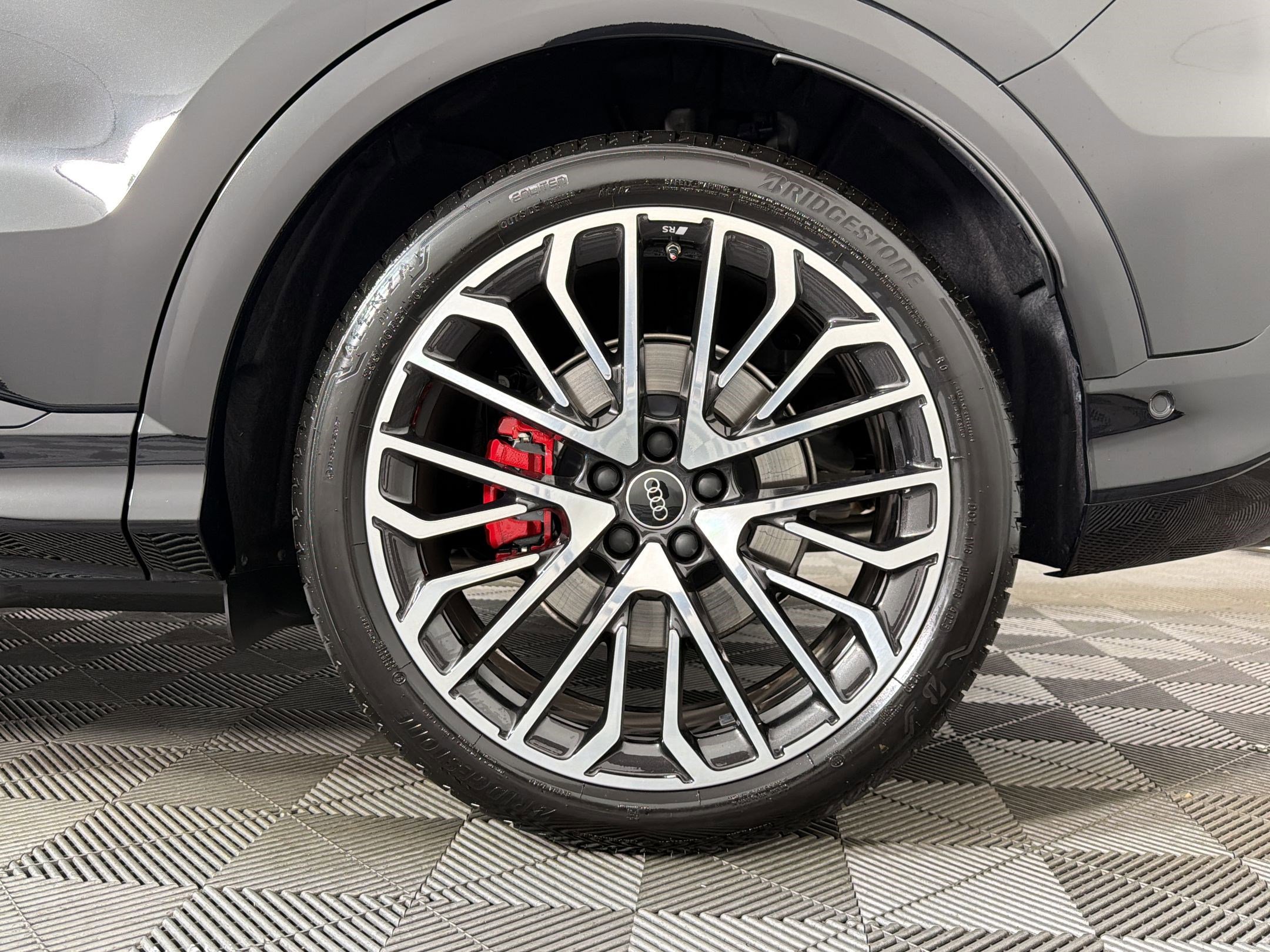 Certified 2025 Audi SQ5 Prestige w/ Prestige Package image 9