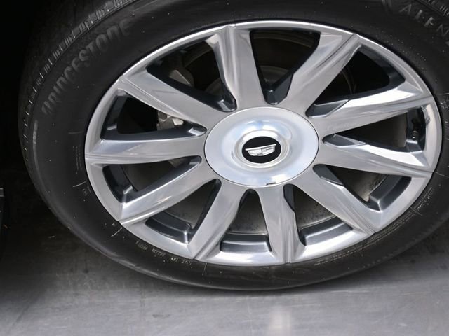 Used 2024 Cadillac Escalade ESV Premium Luxury Platinum image 32