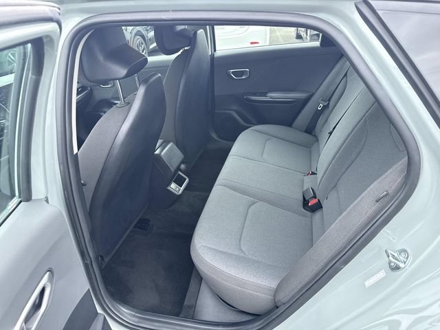 Used 2025 Kia K4 FWD image 16