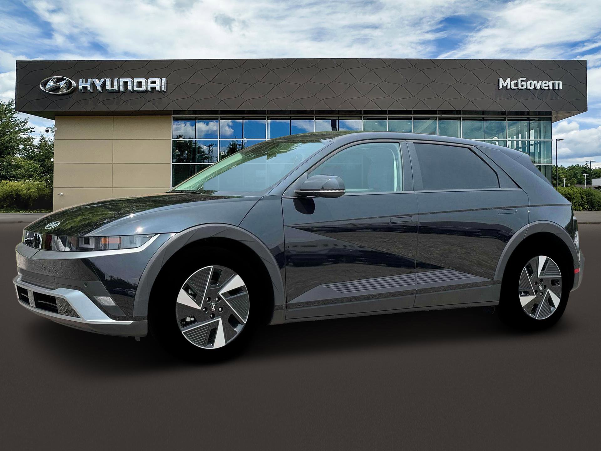 New 2026 Hyundai Ioniq 5 SE AWD/4WD image 2