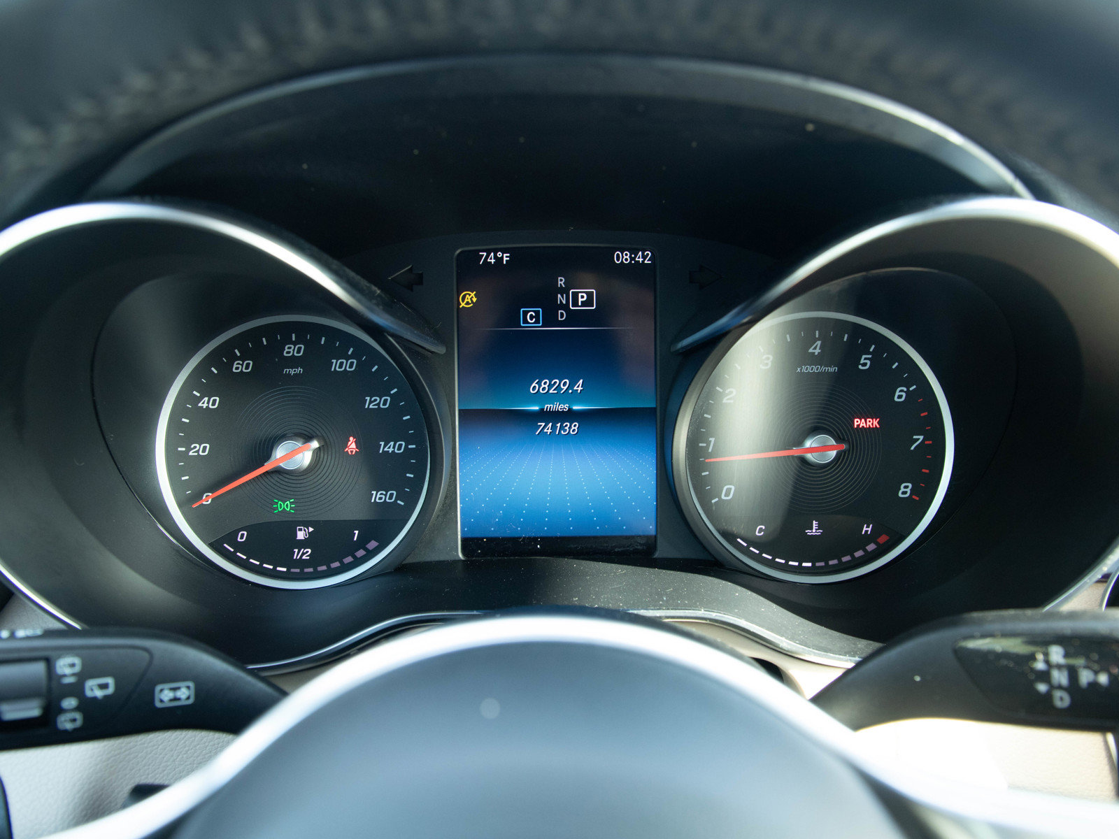 Used 2020 Mercedes-Benz GLC 300 4MATIC image 21