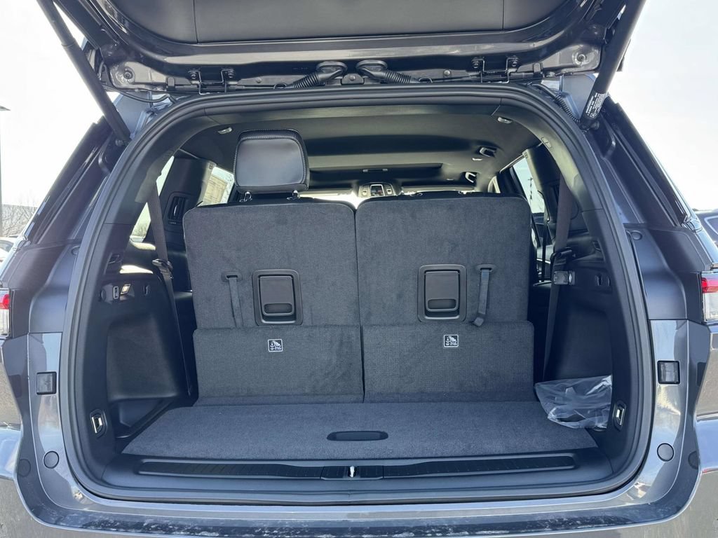 New 2025 Jeep Grand Cherokee L Altitude AWD/4WD image 29