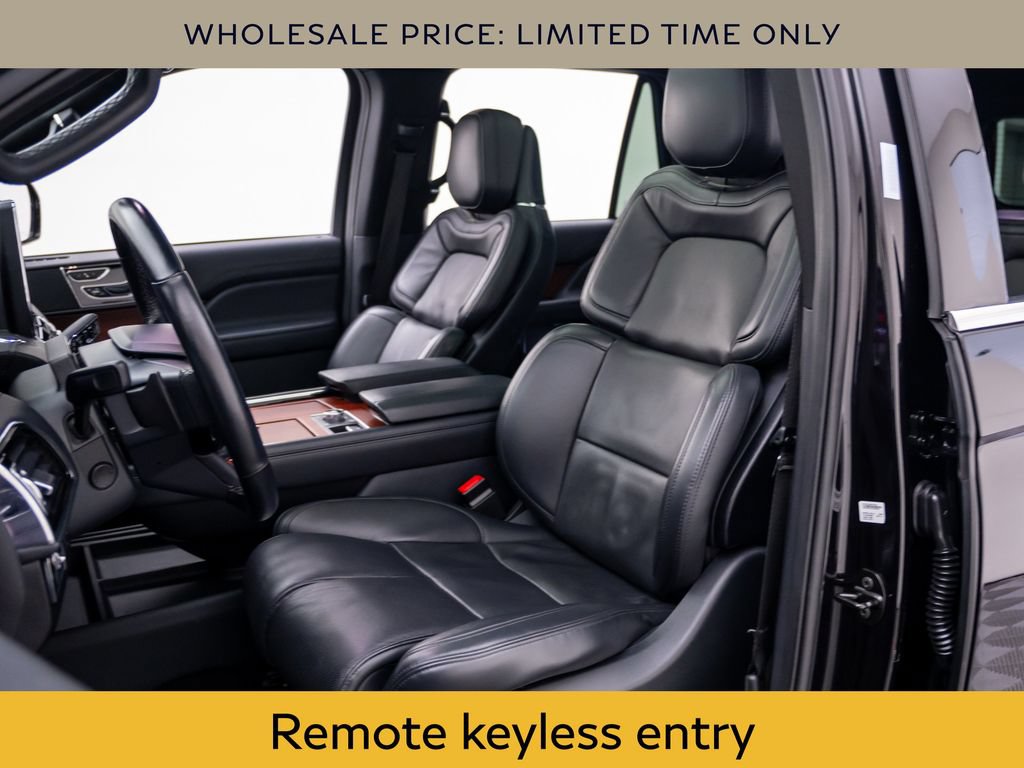 Used 2024 Lincoln Navigator Reserve AWD/4WD image 14