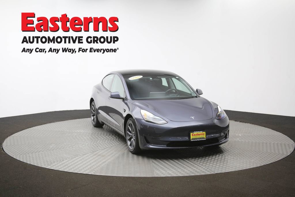 Used 2023 Tesla Model 3 Standard Range image 45