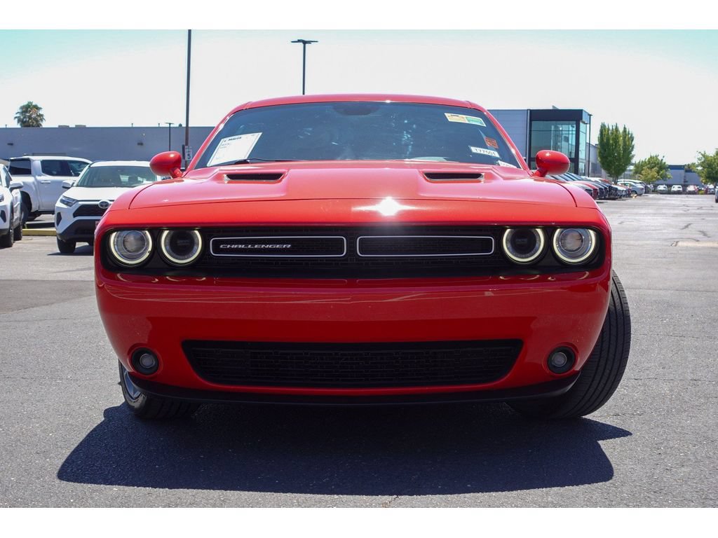 Used 2017 Dodge Challenger SXT Plus RWD image 4