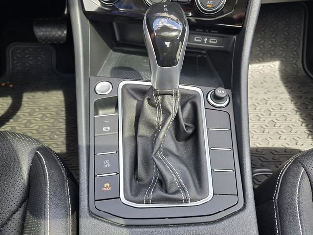 Used 2023 Volkswagen Jetta SEL image 18