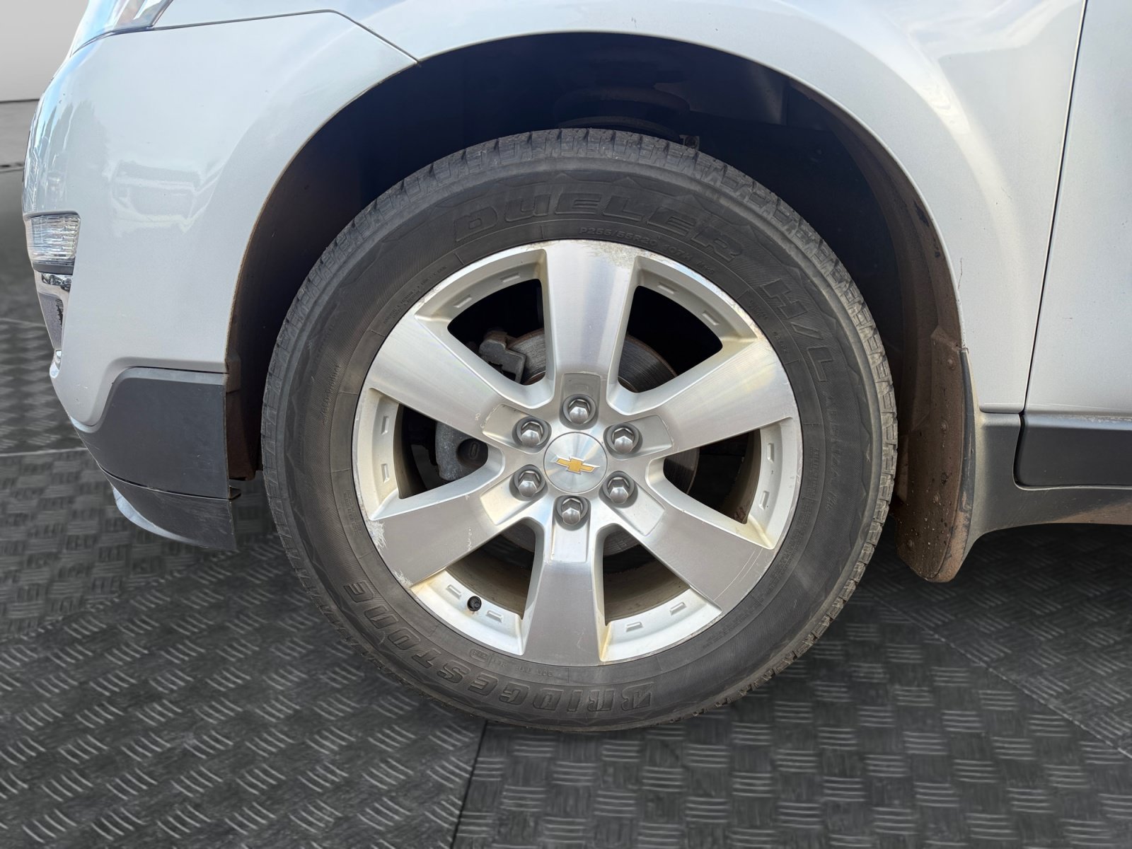 Used 2013 Chevrolet Traverse LTZ AWD/4WD image 25
