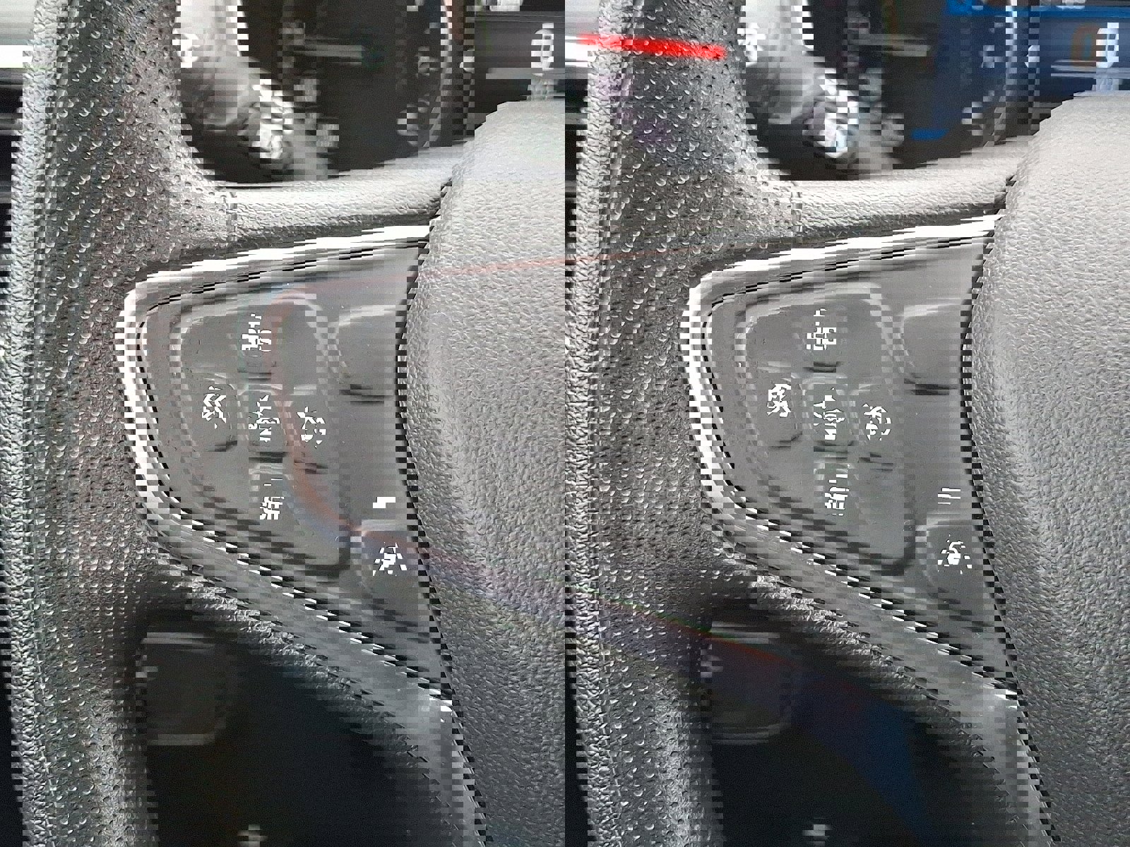 Used 2024 Chevrolet Equinox LS w/ LS Convenience Package image 20