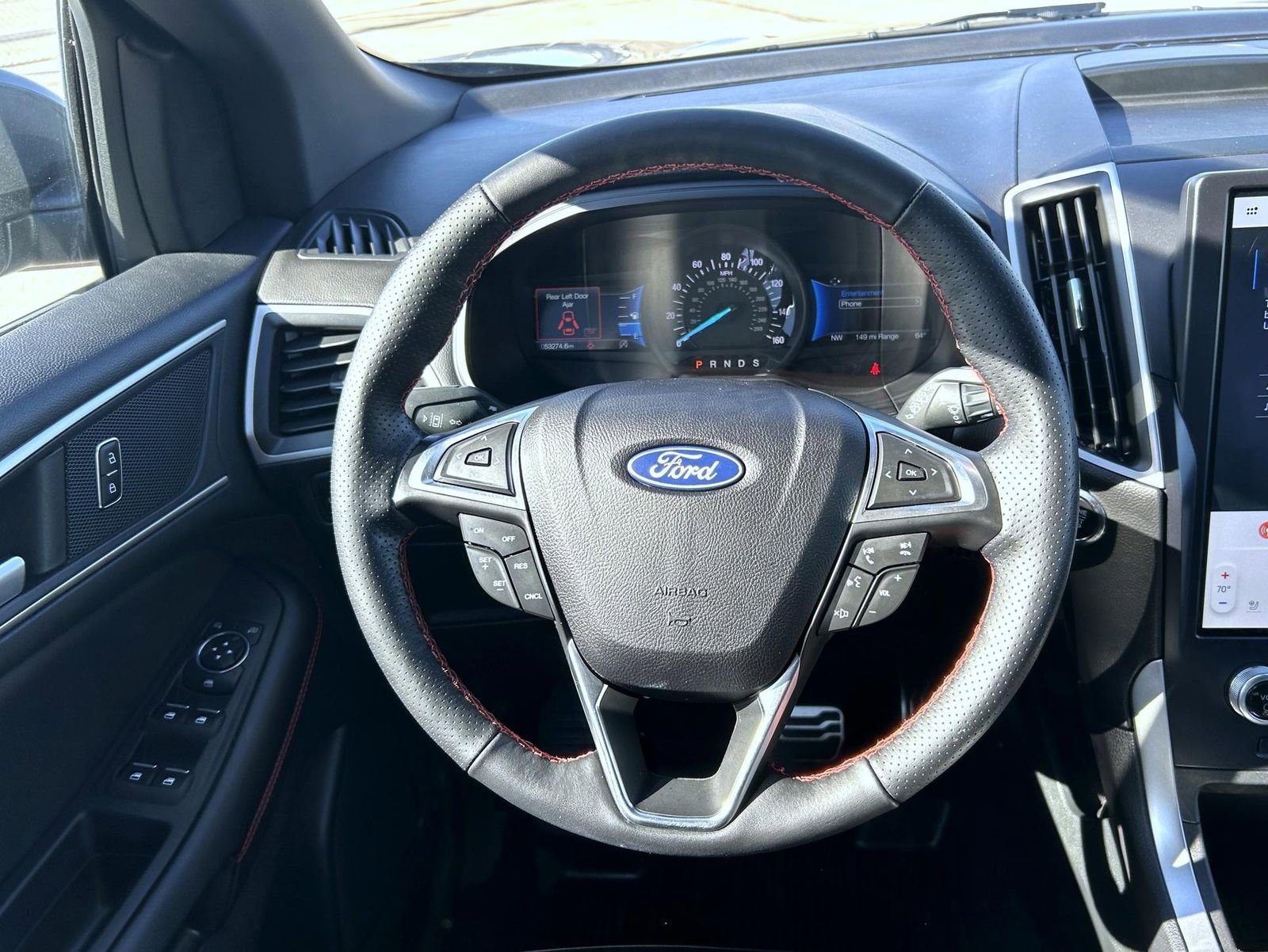 Used 2023 Ford Edge ST-Line image 11