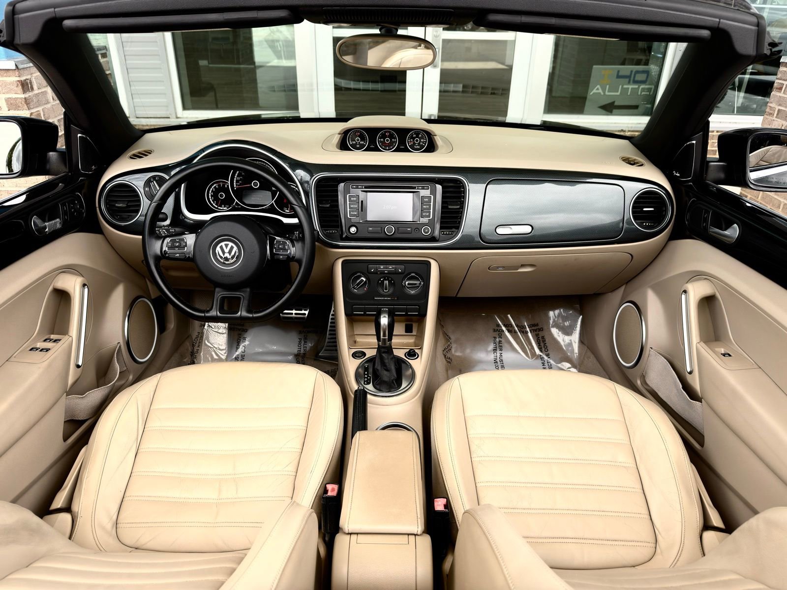 Used 2013 Volkswagen Beetle 2.0T FWD image 2