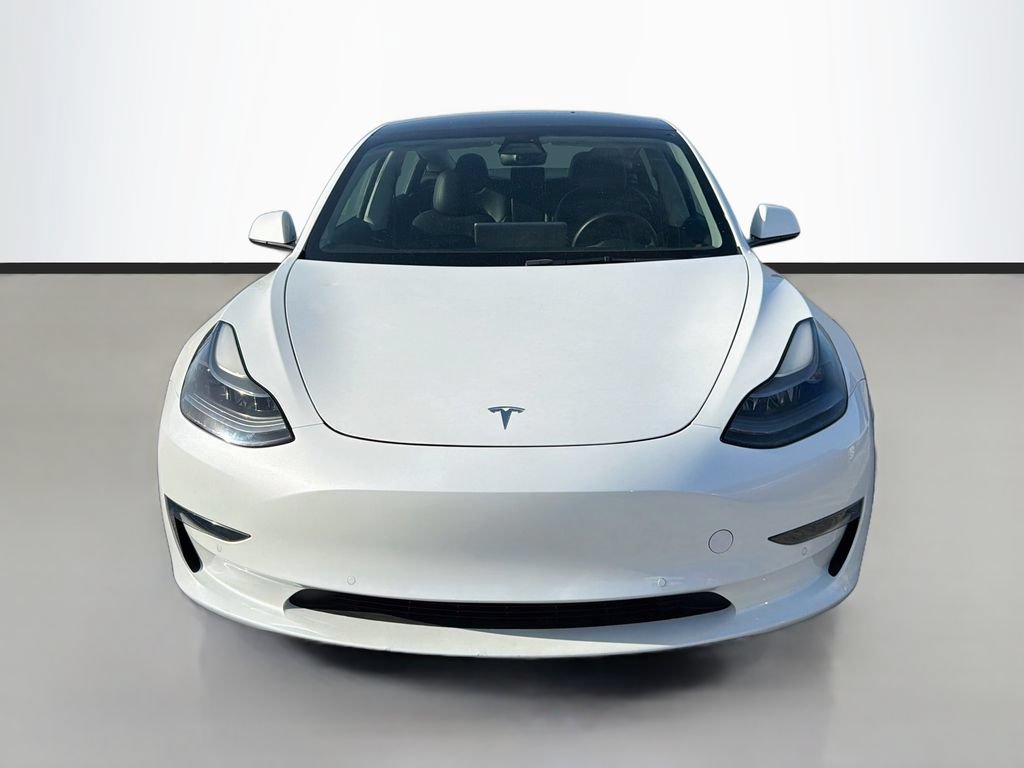 Used 2022 Tesla Model 3 Standard Range RWD image 2