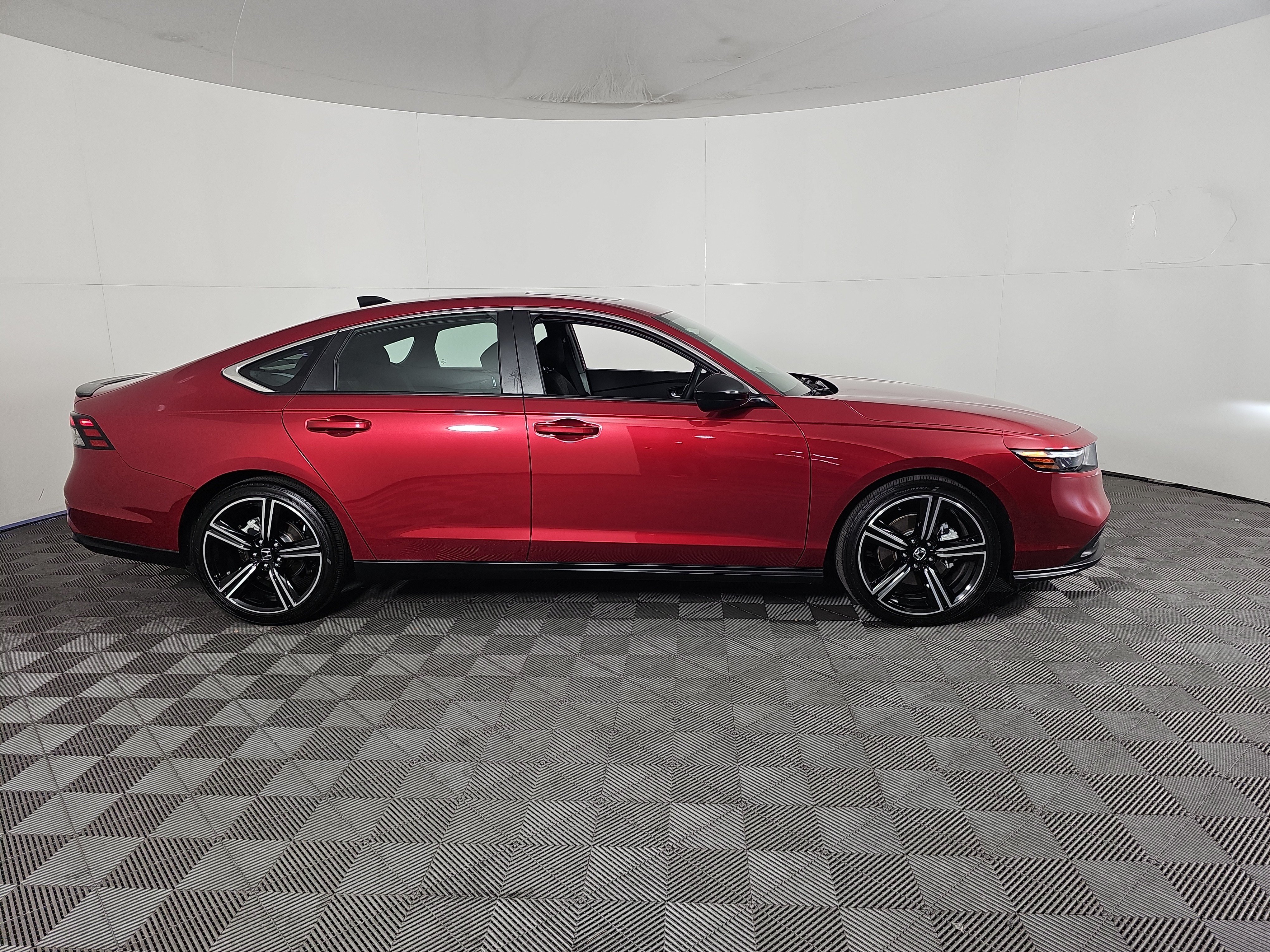 Certified 2024 Honda Accord Sport image 3