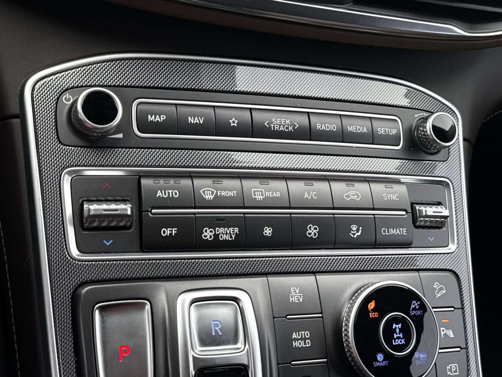 Certified 2022 Hyundai Santa Fe Limited image 21