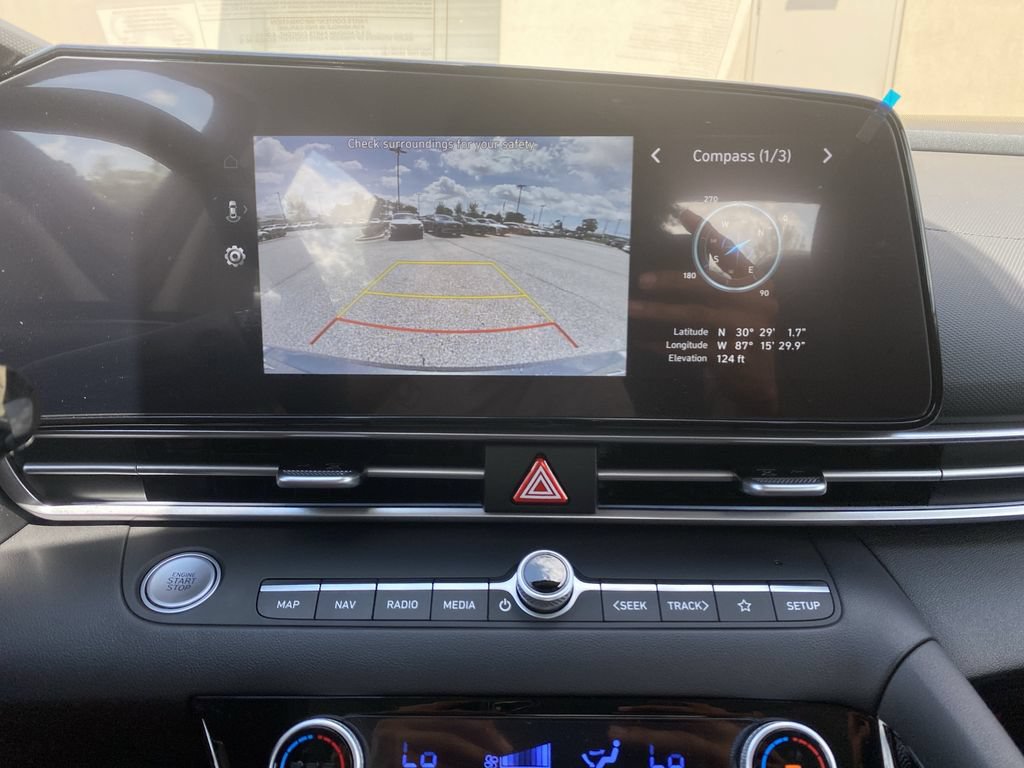 New 2026 Hyundai Elantra Limited FWD image 25
