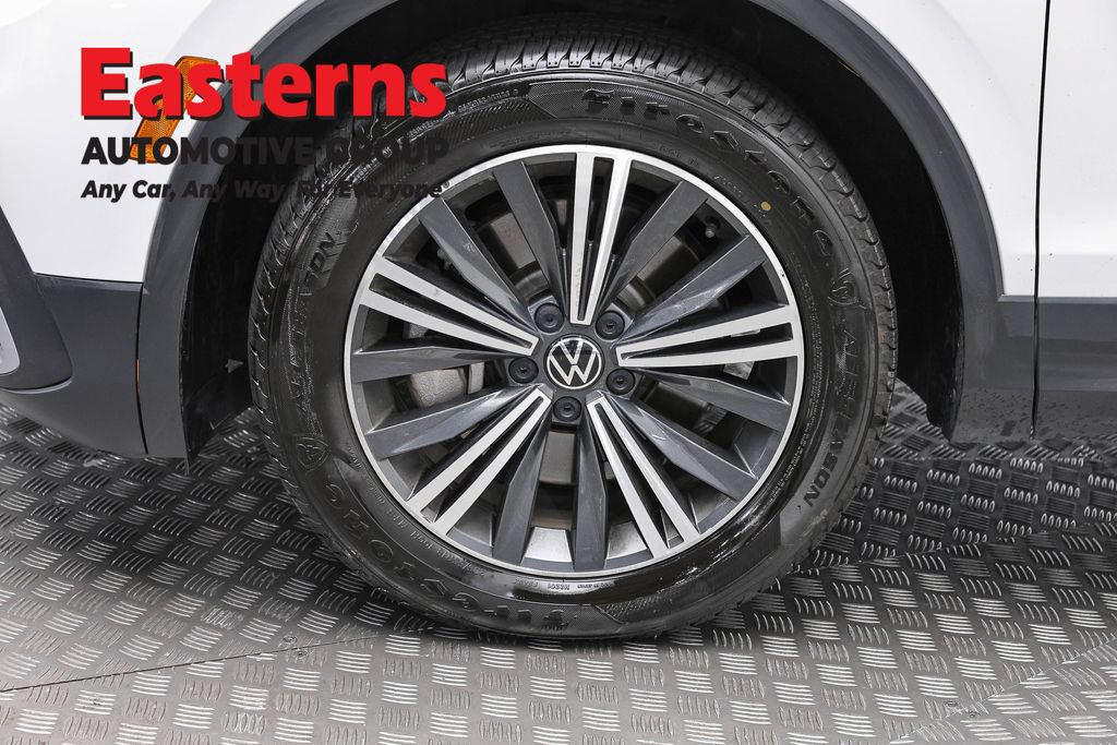 Used 2024 Volkswagen Tiguan Wolfsburg Edition FWD image 31
