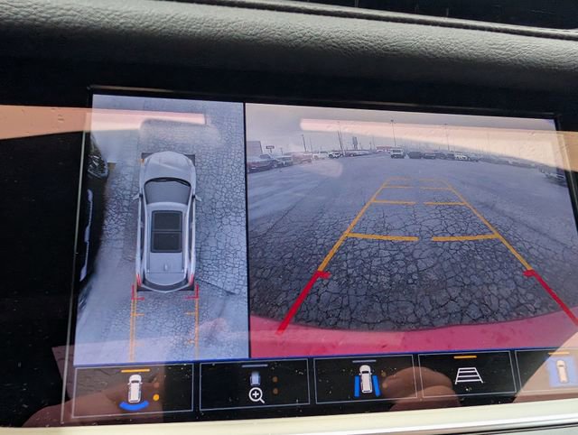 Used 2025 Cadillac XT5 Sportv w/ Technology Package AWD/4WD image 28