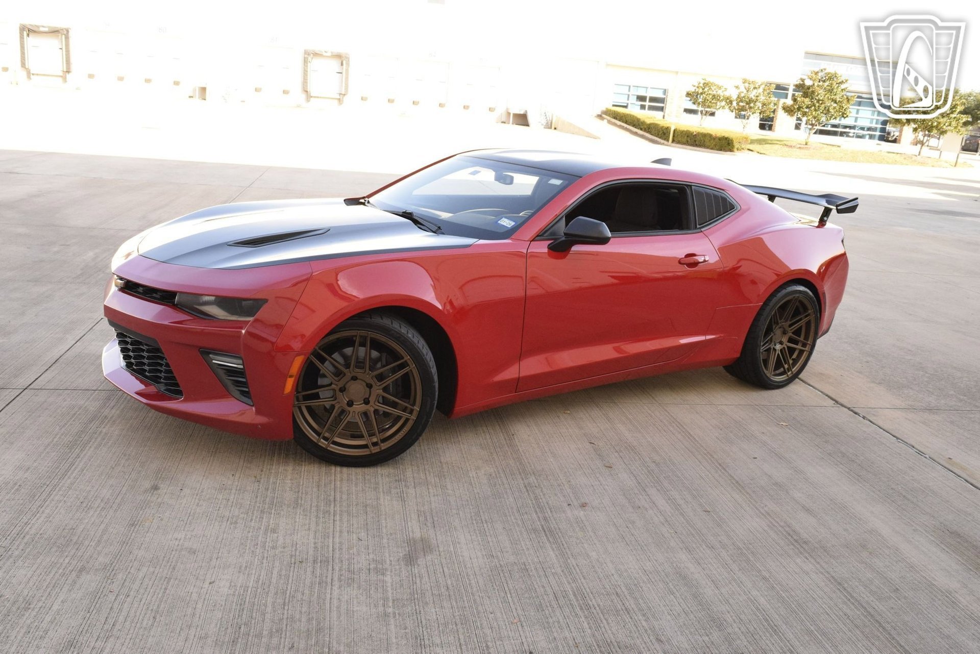 Used 2016 Chevrolet Camaro SS RWD image 2