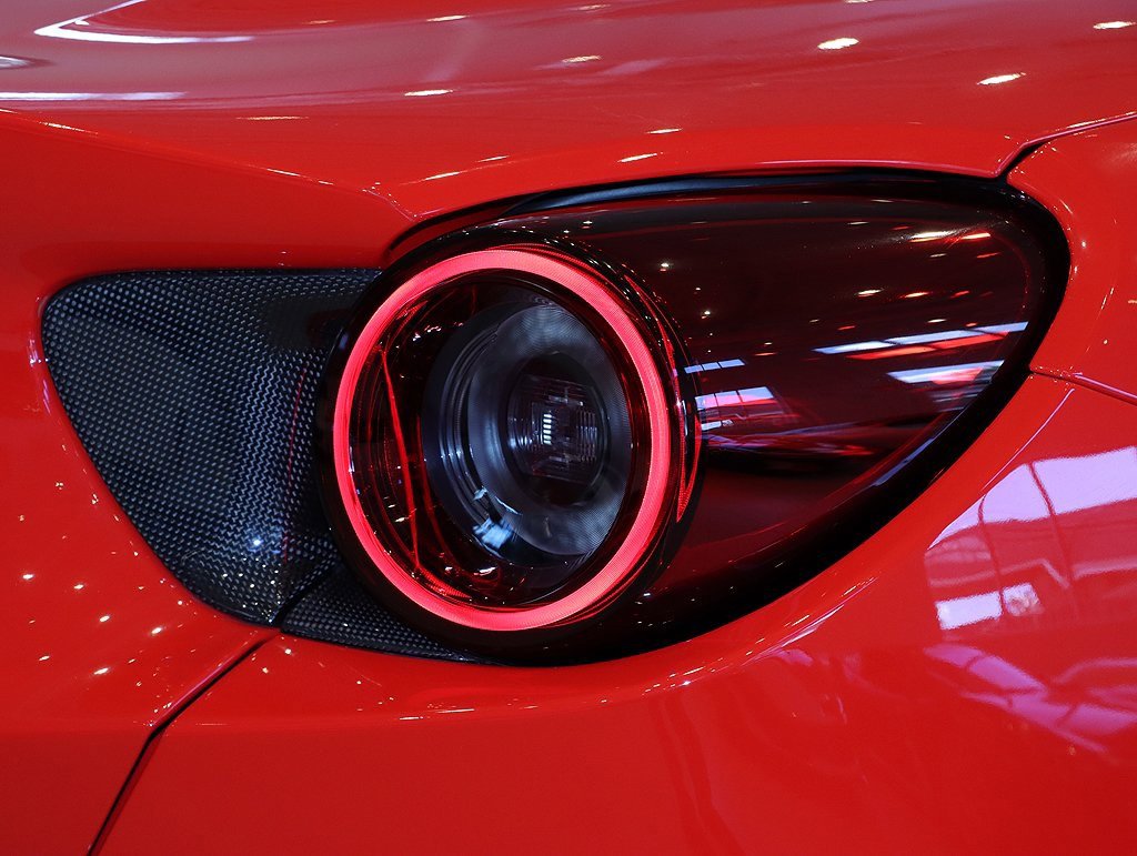Certified 2022 Ferrari Portofino M image 51