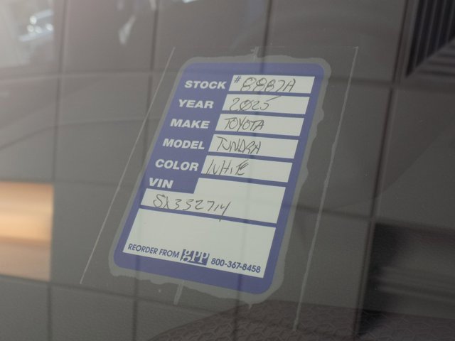 Used 2025 Toyota Tundra Limited image 37