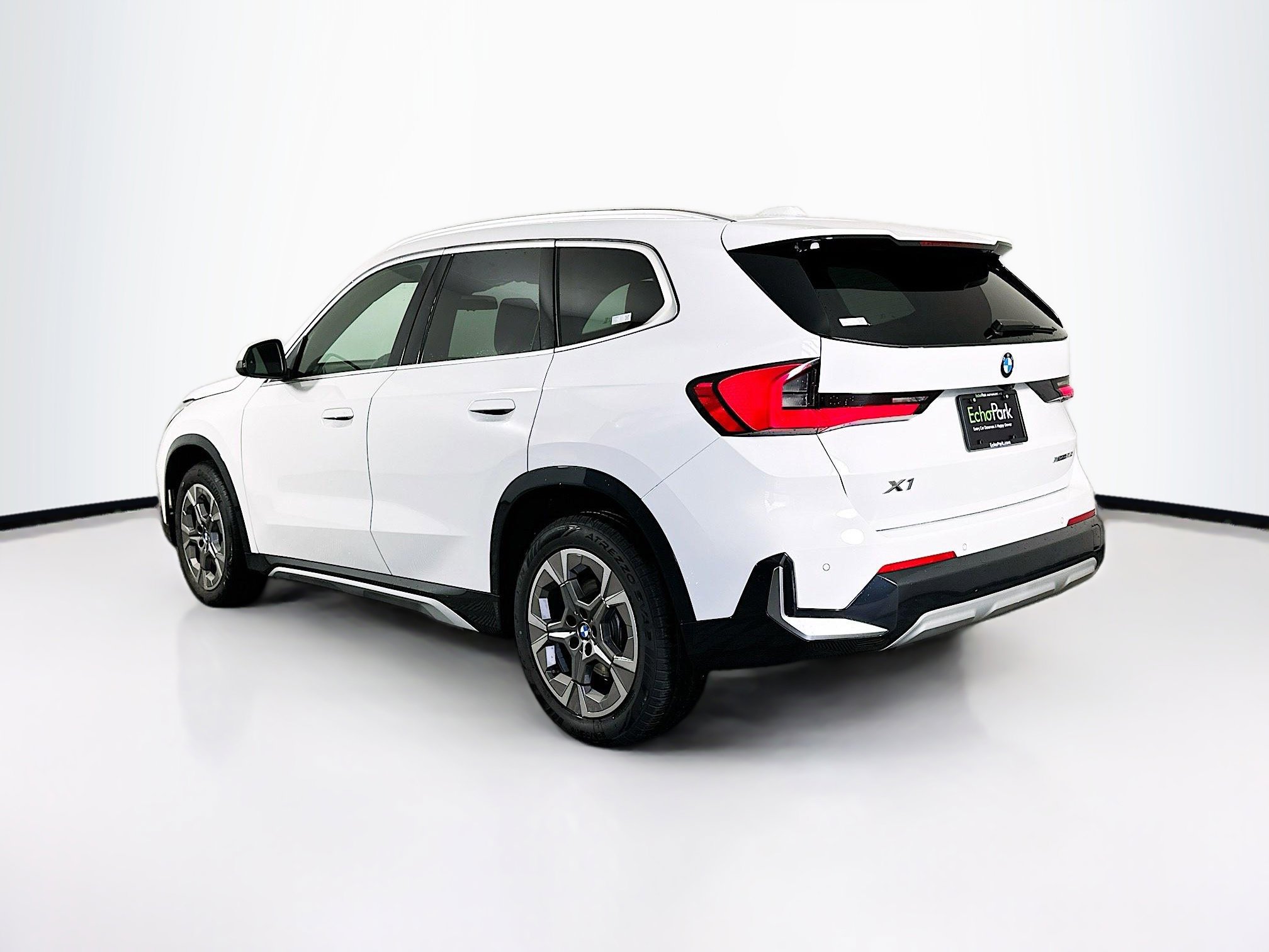 Used 2025 BMW X1 xDrive28i image 5