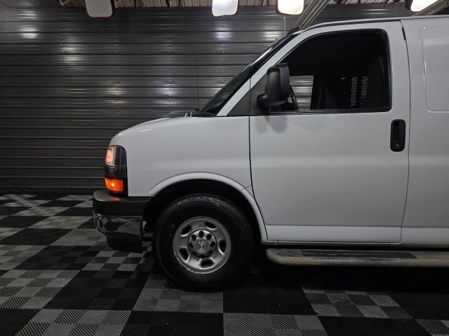 Used 2021 Chevrolet Express 2500 w/ Driver Convenience Package image 31