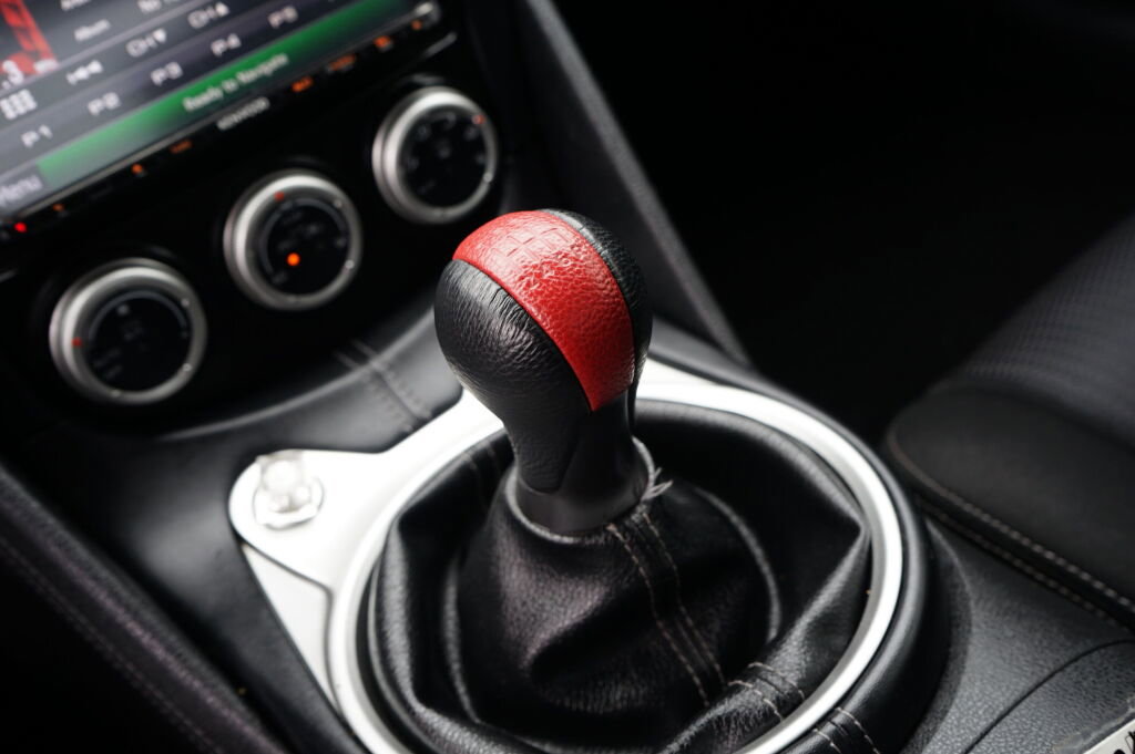 Used 2009 Nissan 370Z Coupe image 17