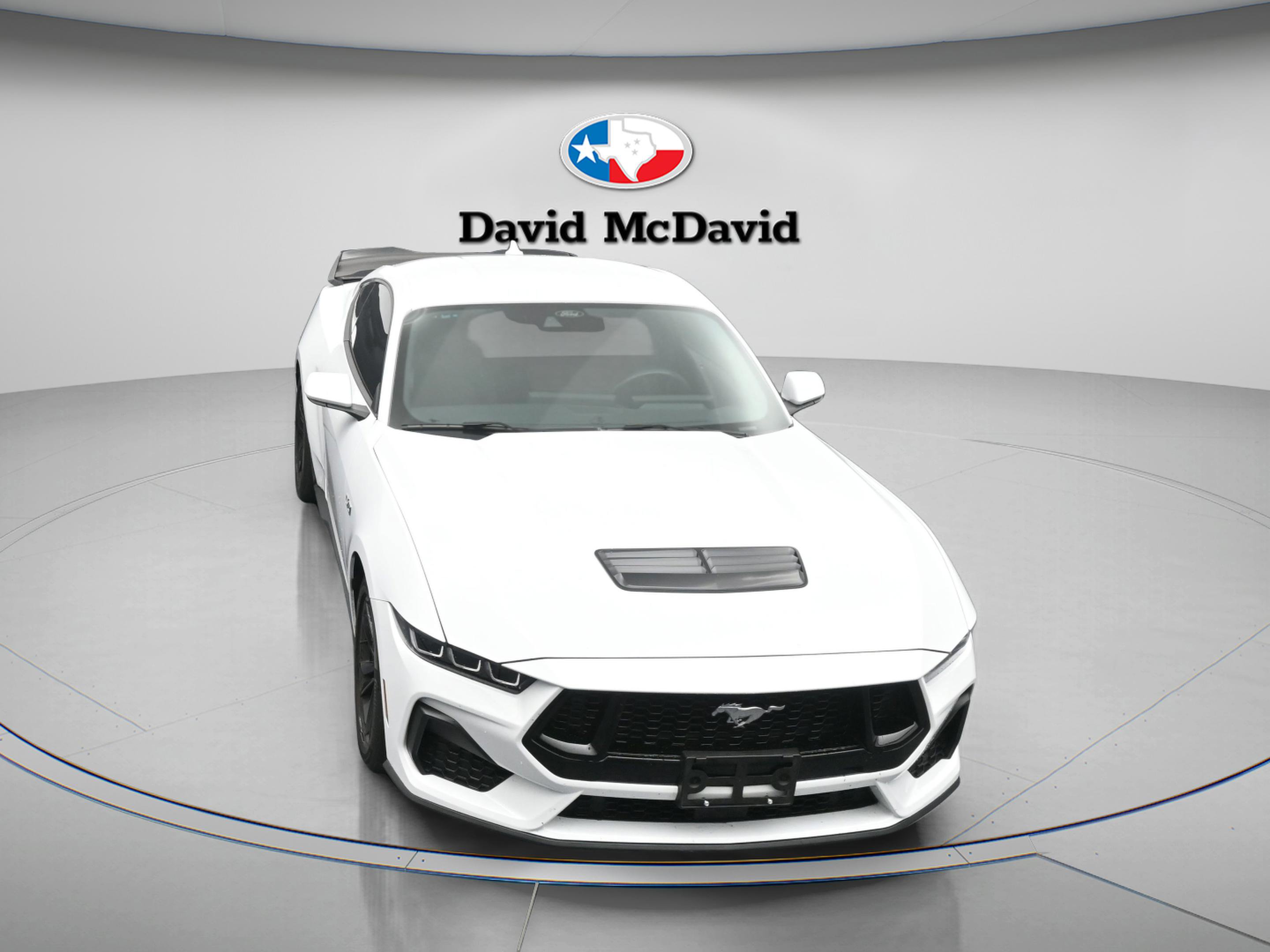 Used 2025 Ford Mustang GT RWD image 32