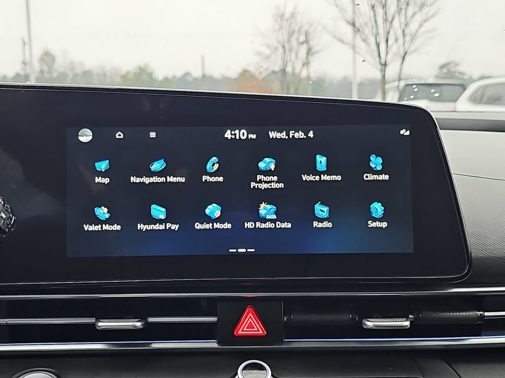 Used 2024 Hyundai Elantra SEL image 24