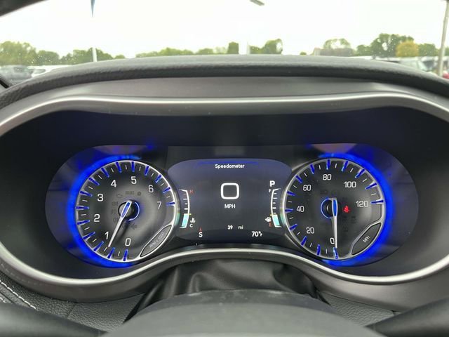 New 2025 Chrysler Pacifica Select AWD/4WD image 17