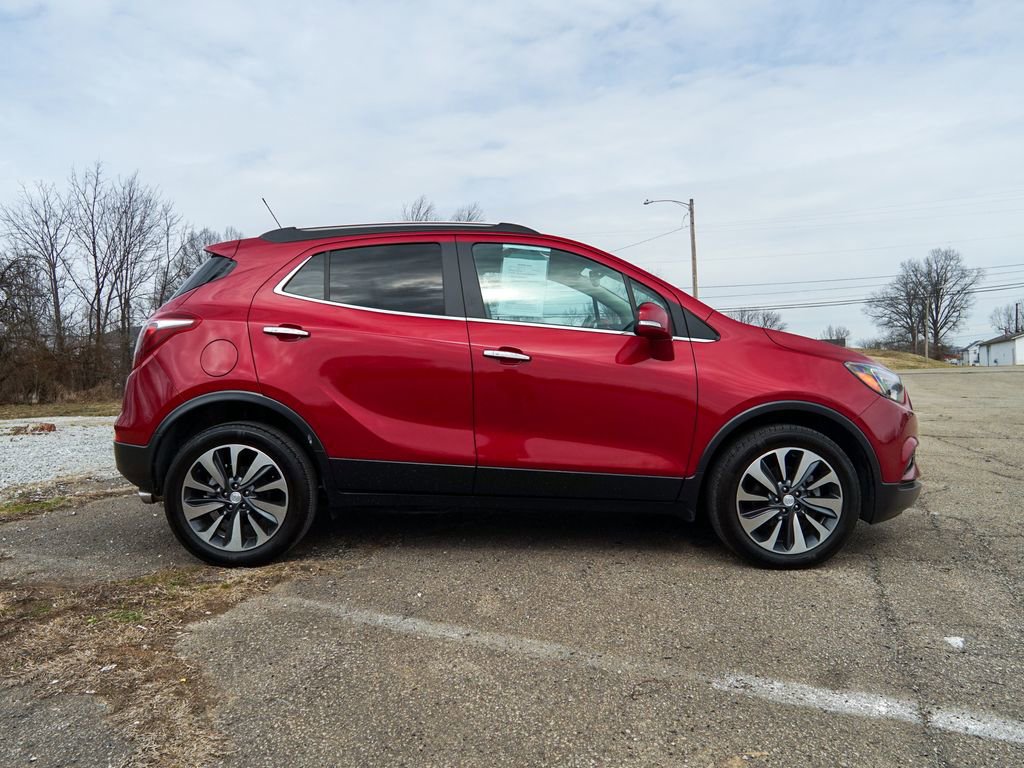 Used 2019 Buick Encore Essence image 2