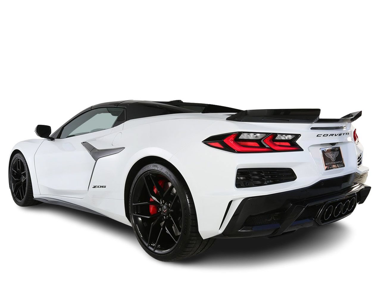 Used 2025 Chevrolet Corvette Z06 w/ Stealth Interior Trim Package RWD image 13