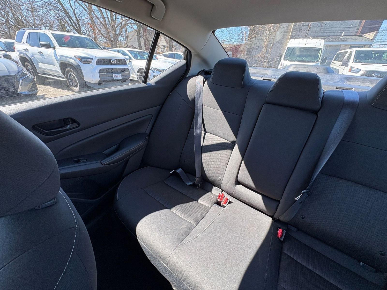 Used 2025 Nissan Altima 2.5 SV image 37